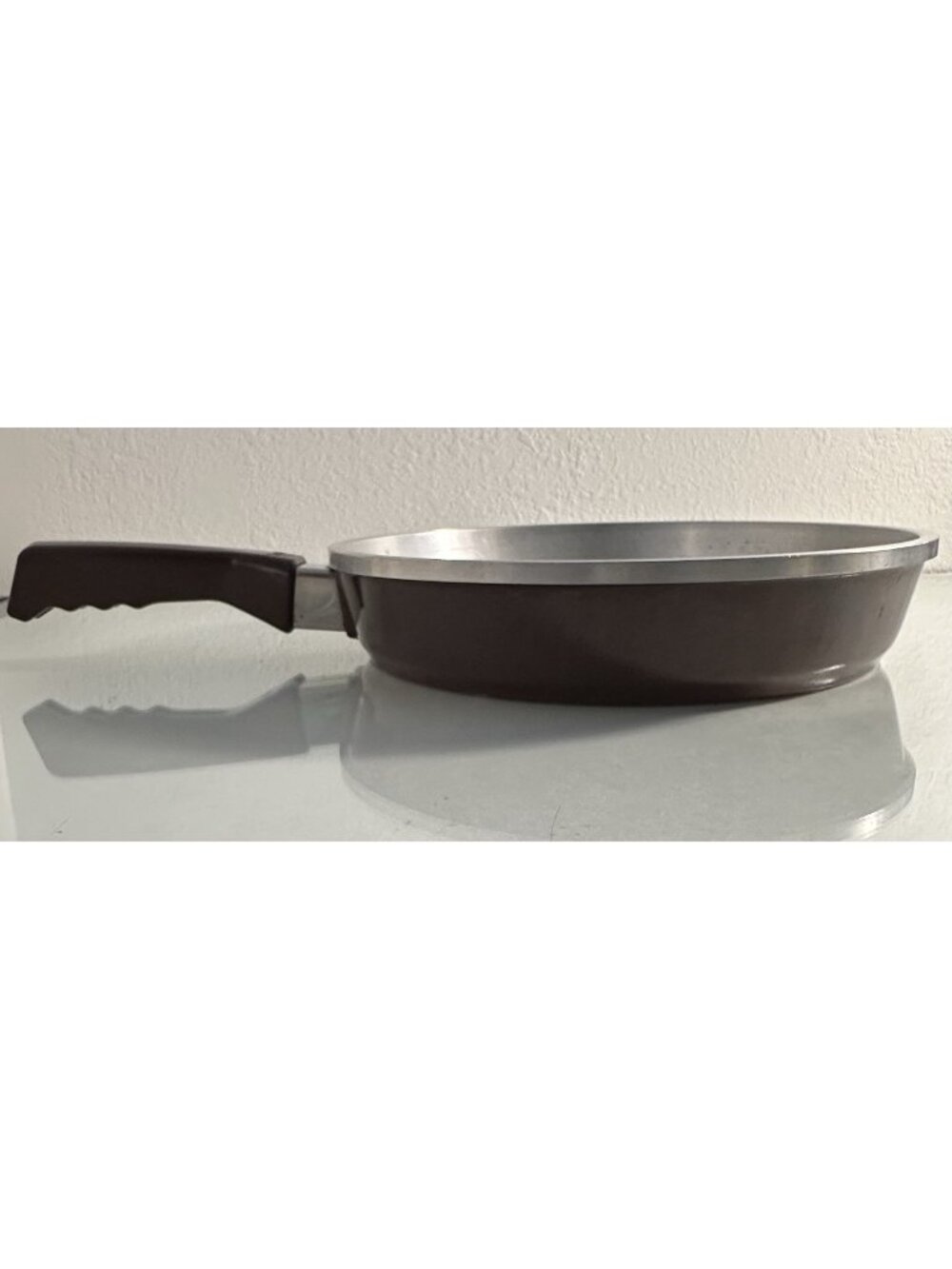 Essen Sarten Con Mango 10” 2024-39 Aluminum Pan Made in Argentina *Missing Lid*